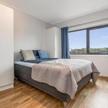 In Kjeller - New, Modern And Apartmán *